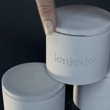 VELVET TOUCH CANDLE